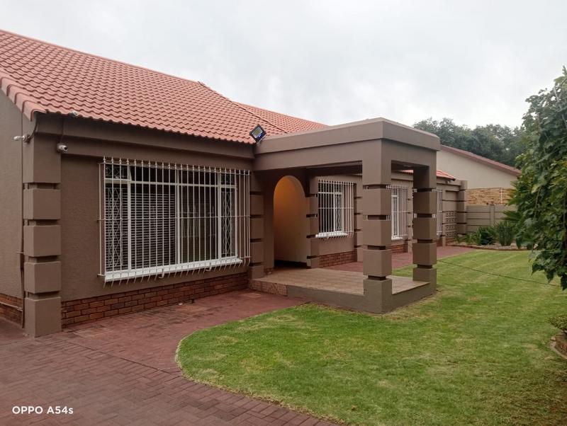 3 Bedroom Property for Sale in Vaalpark Free State